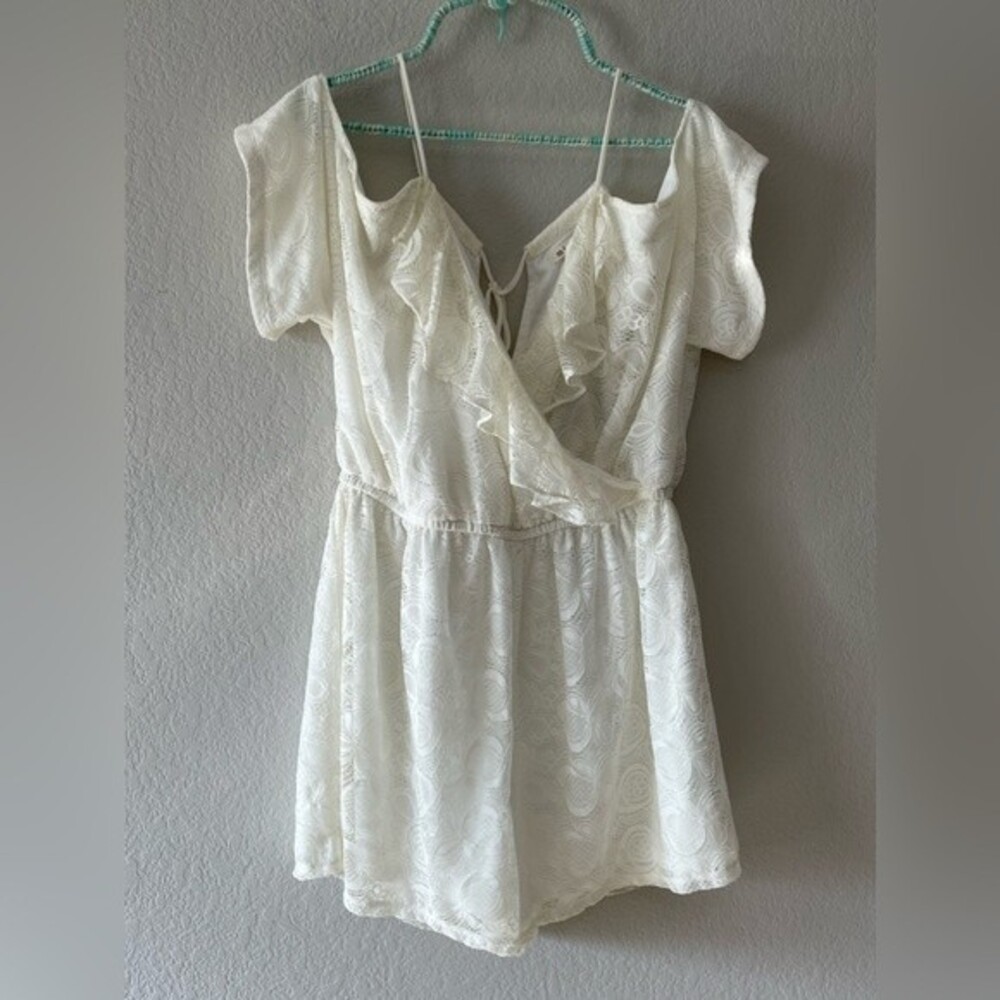 Lacy Romper NWT Shorts Size Medium by Miami Off the Shoulder